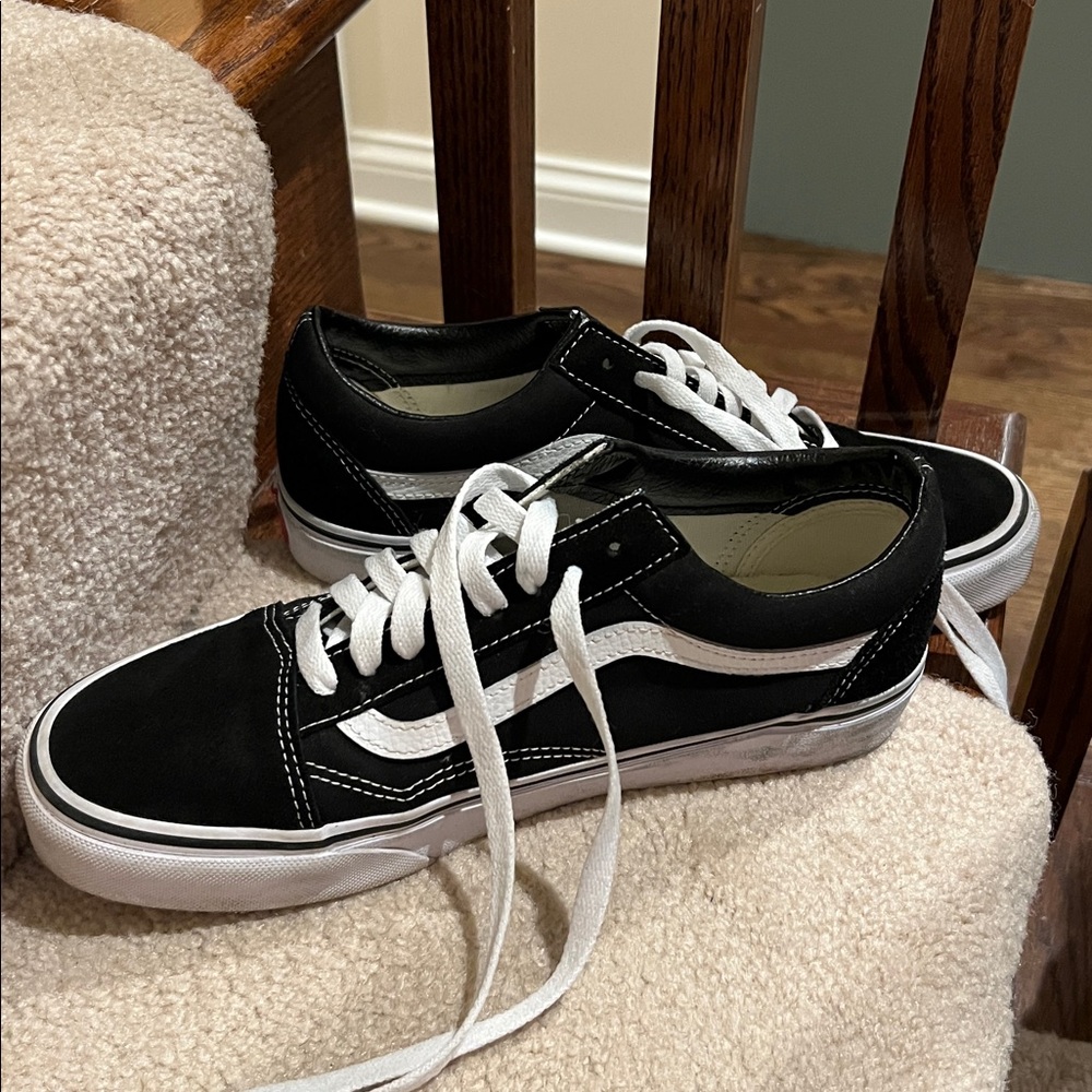Men’s Vans Old Skool Classic Black and White Sneakers Size 7.5 - Picture 6 of 10